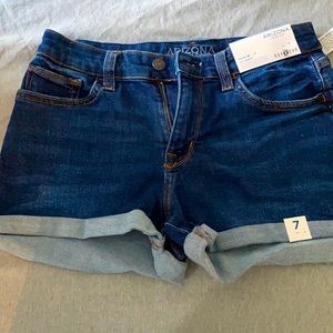 Arizona Jean midrise shorts never worn size 7